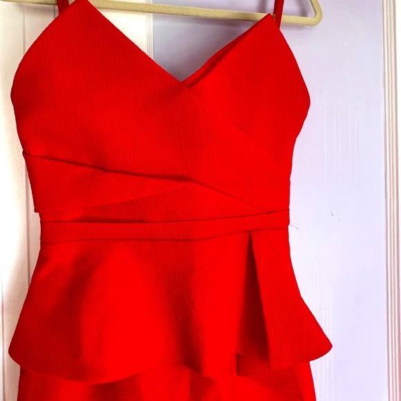 BCBGMaxAzria Dresses & Skirts - BCBG MaxAzaria red evening gown size 6